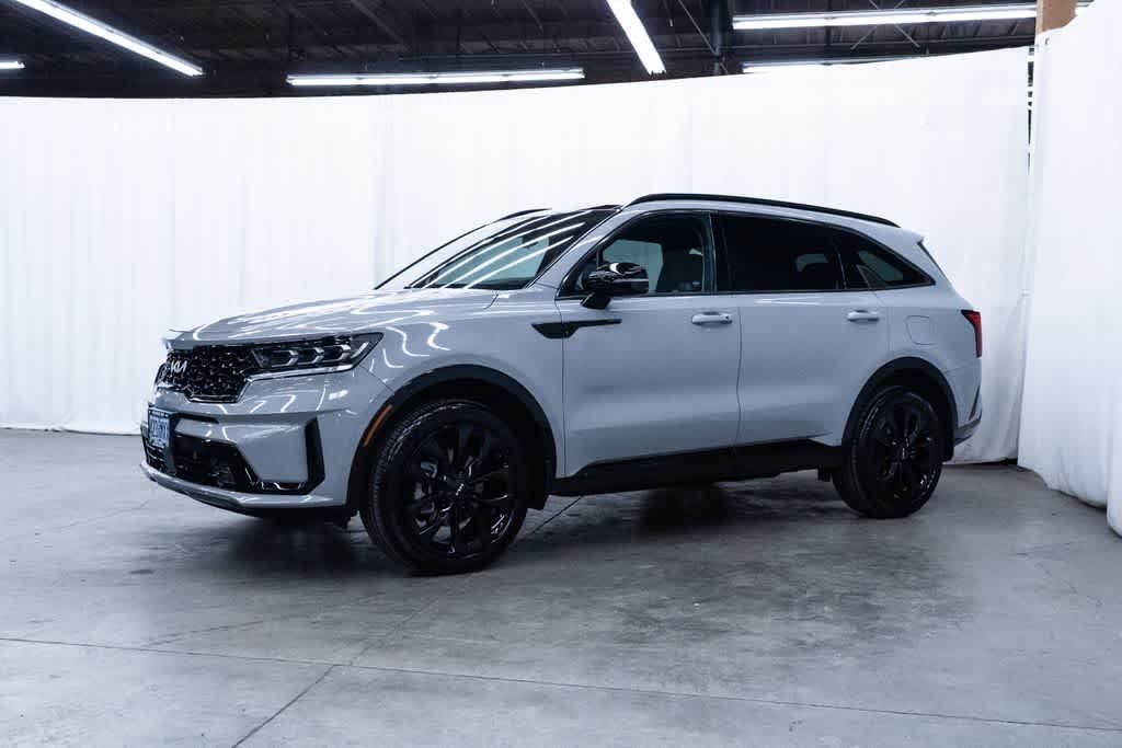 Used 2022 Kia Sorento SX AWD/4WD image 3