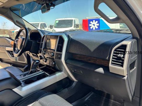 Used 2019 Ford F150 Lariat RWD image 32