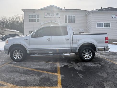 Used 2006 Lincoln Mark LT image 1