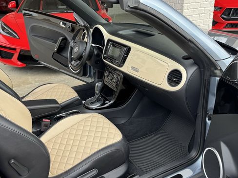 Used 2019 Volkswagen Beetle 2.0T Final Edition SEL image 39