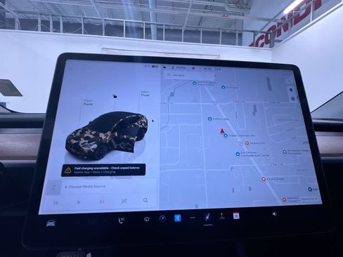 Used 2023 Tesla Model Y Long Range image 23