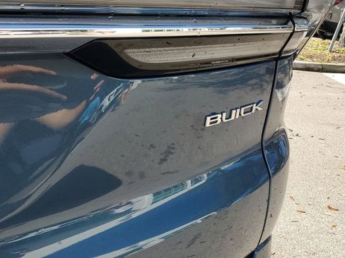 Used 2025 Buick Enclave Avenir w/ Super Cruise Package image 31