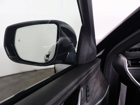 Used 2024 Jeep Grand Cherokee L Limited w/ Luxury Tech Group II image 42