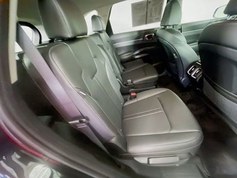Used 2025 Kia Sorento EX AWD/4WD image 29