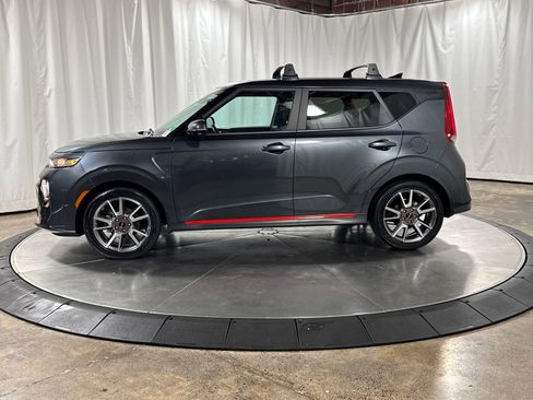 Certified 2022 Kia Soul GT-Line FWD image 6