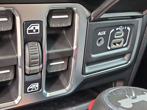 New 2026 Jeep Wrangler Sport S image 30