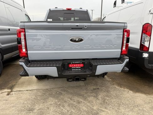 New 2026 Ford F250 Lariat w/ Black Appearance Package AWD/4WD image 4