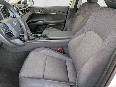 Used 2025 Toyota Camry LE FWD image 15