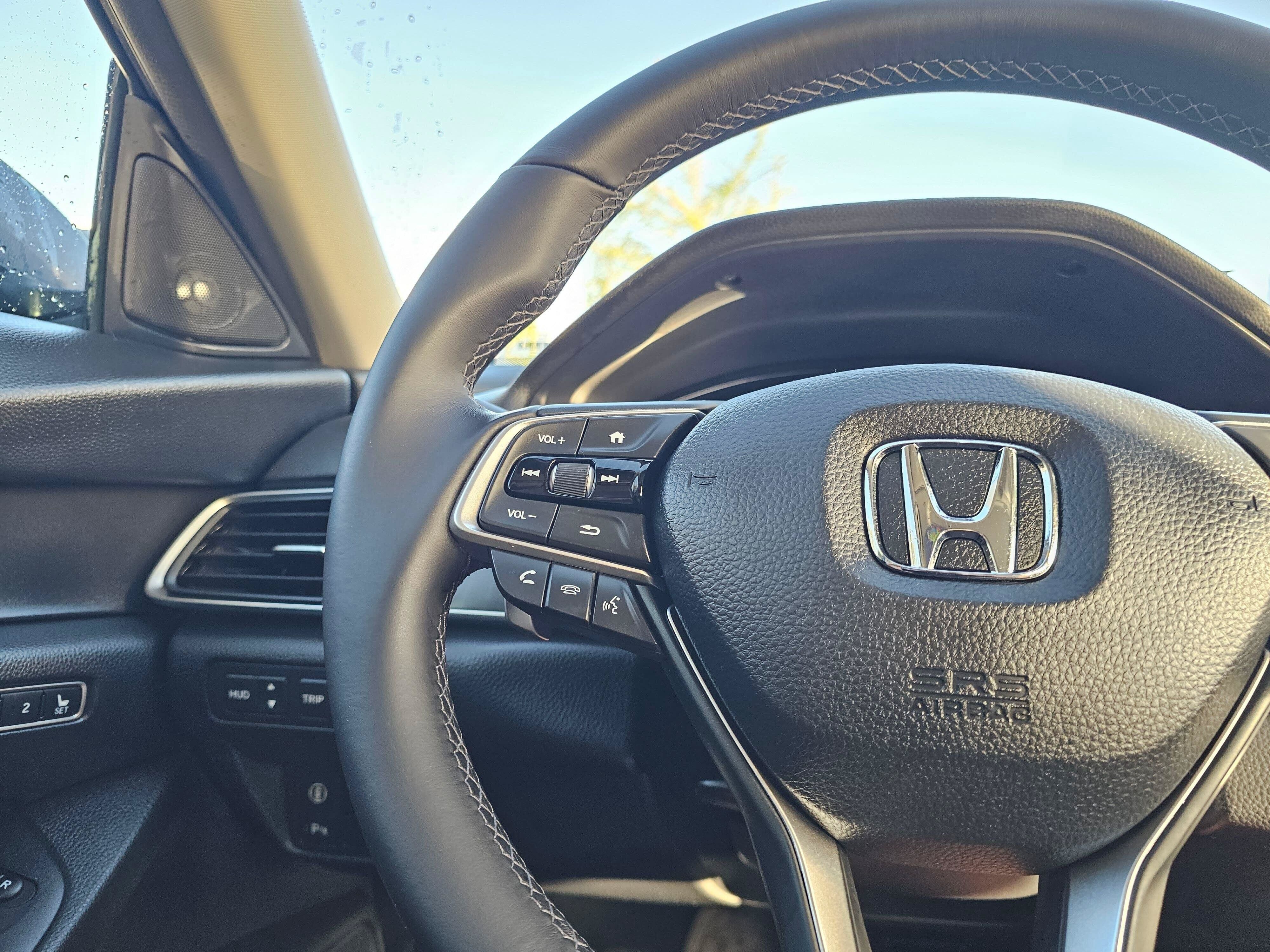 Used 2018 Honda Accord Touring image 34
