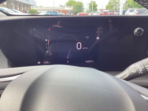 Used 2025 Buick Encore GX Sport Touring w/ Advanced Technology Package AWD/4WD image 18