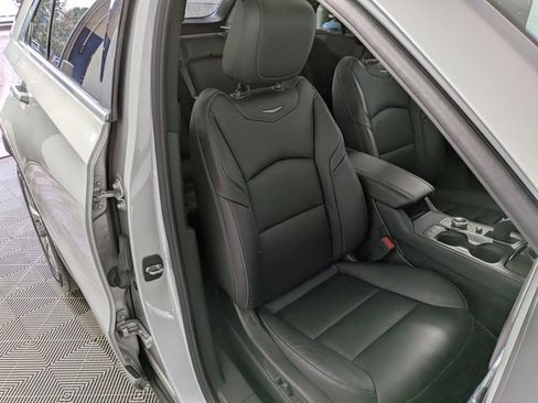Certified 2022 Cadillac XT4 Premium Luxury w/ Enhanced Visibility Package image 35