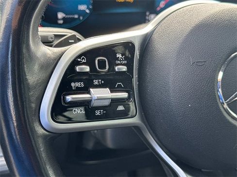 Used 2021 Mercedes-Benz GLS 450 4MATIC image 32