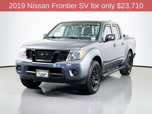 Used 2019 Nissan Frontier SV w/ Value Truck Package AWD/4WD image 3