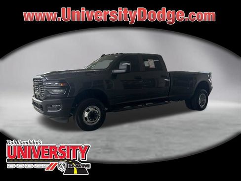 Used 2026 RAM 3500 Tradesman AWD/4WD image 1