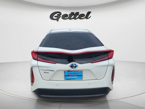Used 2018 Toyota Prius Prime Advanced FWD image 5