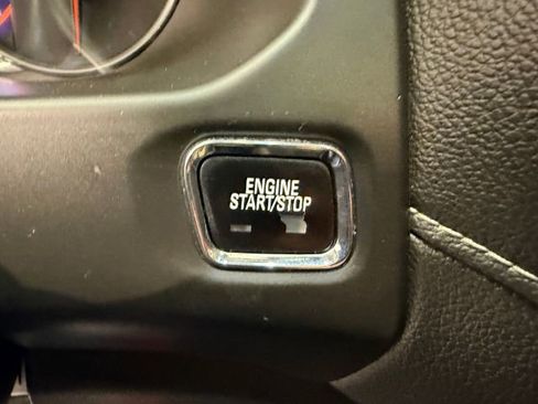 Used 2018 GMC Acadia Denali w/ Technology Package image 44