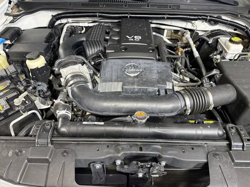 Used 2019 Nissan Frontier SL RWD image 30