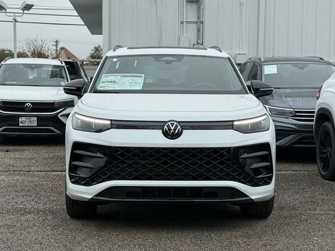 New 2026 Volkswagen Tiguan SE R-Line FWD image 6