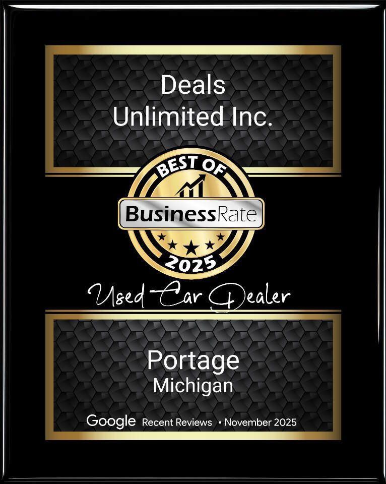 Used 2019 Chevrolet Express 2500 w/ Driver Convenience Package RWD image 7