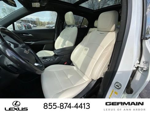 Used 2020 Cadillac XT4 Sport w/ Driver Awareness Package AWD/4WD image 12