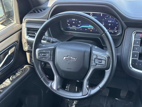 Used 2024 Chevrolet Suburban RST RWD image 10