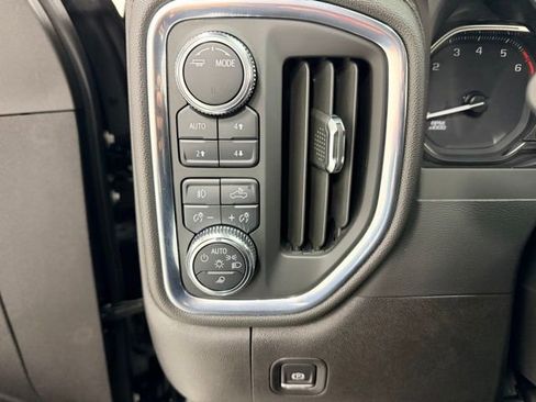 Certified 2023 GMC Sierra 2500 AT4 w/ Gooseneck/5TH Wheel Package image 18