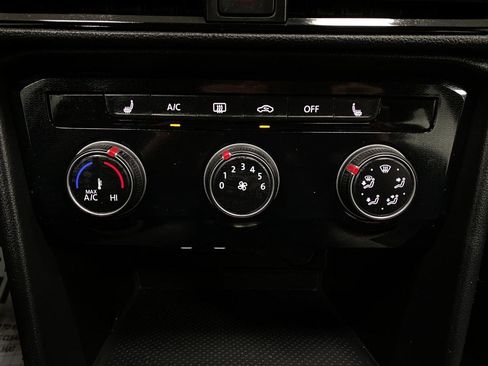 Used 2025 Volkswagen Taos S AWD/4WD image 52