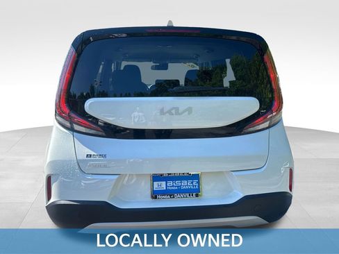 Used 2024 Kia Soul LX w/ Option Group 015 FWD image 6