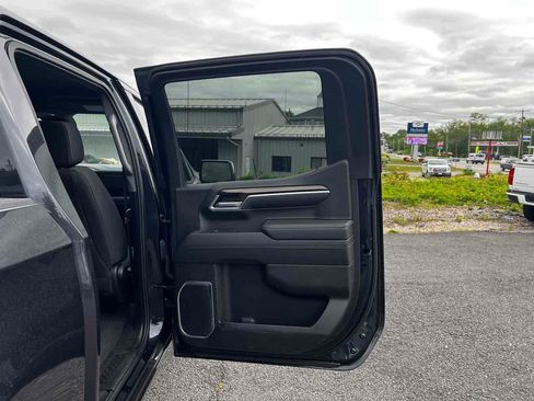 Used 2022 Chevrolet Silverado 1500 LT image 19