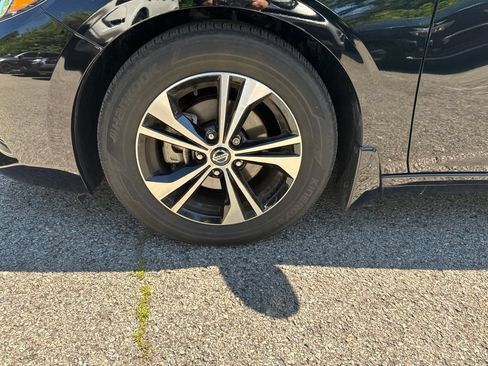 Used 2023 Nissan Sentra SV w/ All-Weather Package FWD image 10