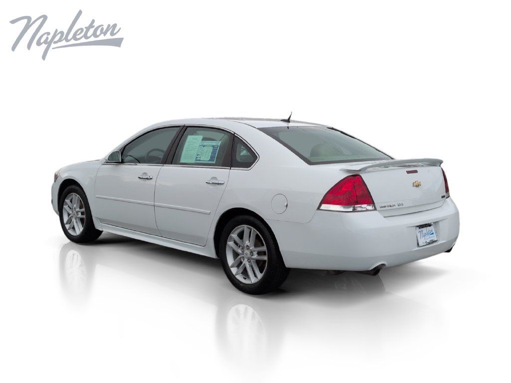 Used 2012 Chevrolet Impala LTZ FWD image 3