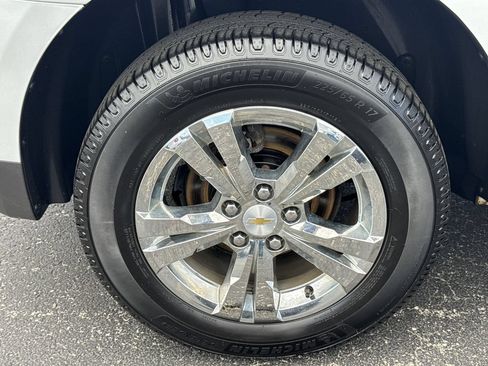 Certified 2016 Chevrolet Equinox LS FWD image 30