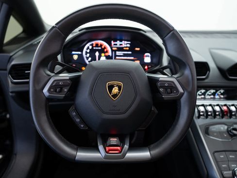 Used 2017 Lamborghini Huracan LP 580-2 RWD image 18