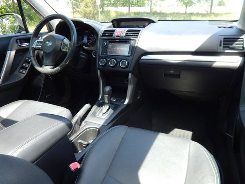 Used 2015 Subaru Forester 2.5i Touring w/ Eyesight & Navigation System AWD/4WD image 16