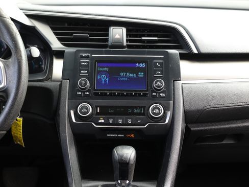 Used 2019 Honda Civic LX image 37