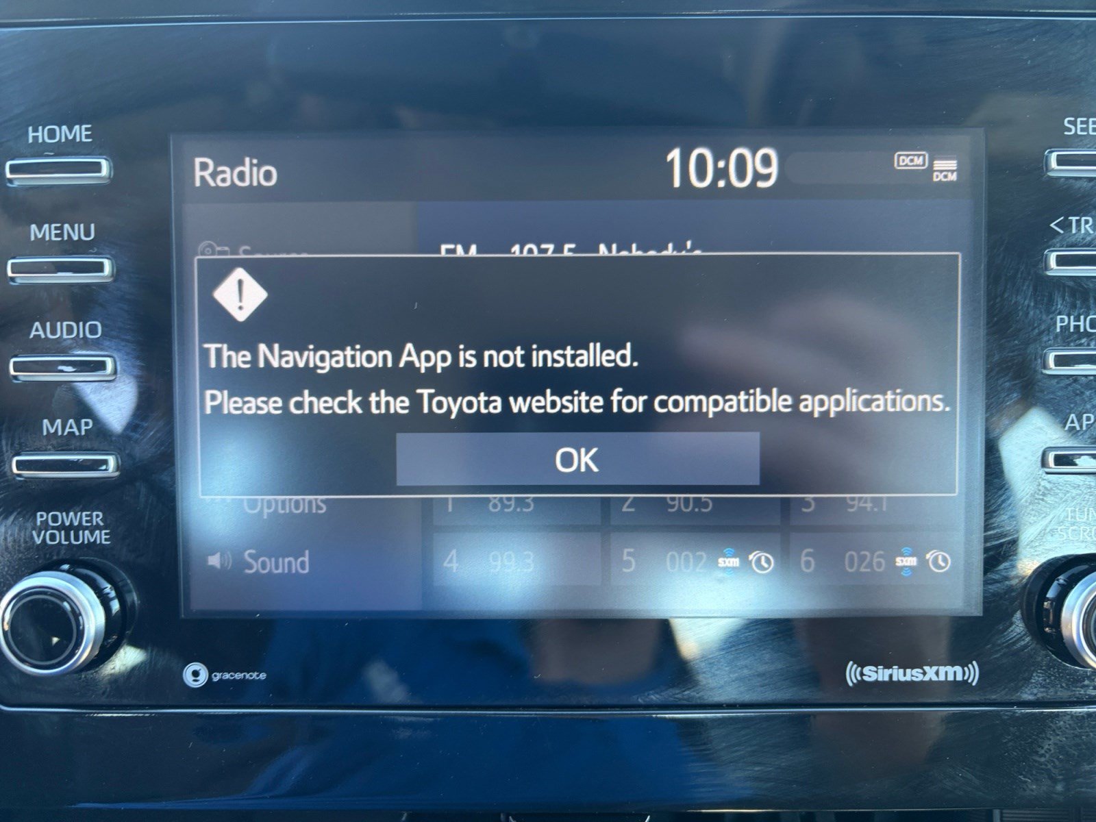 Used 2024 Toyota Camry SE FWD image 19