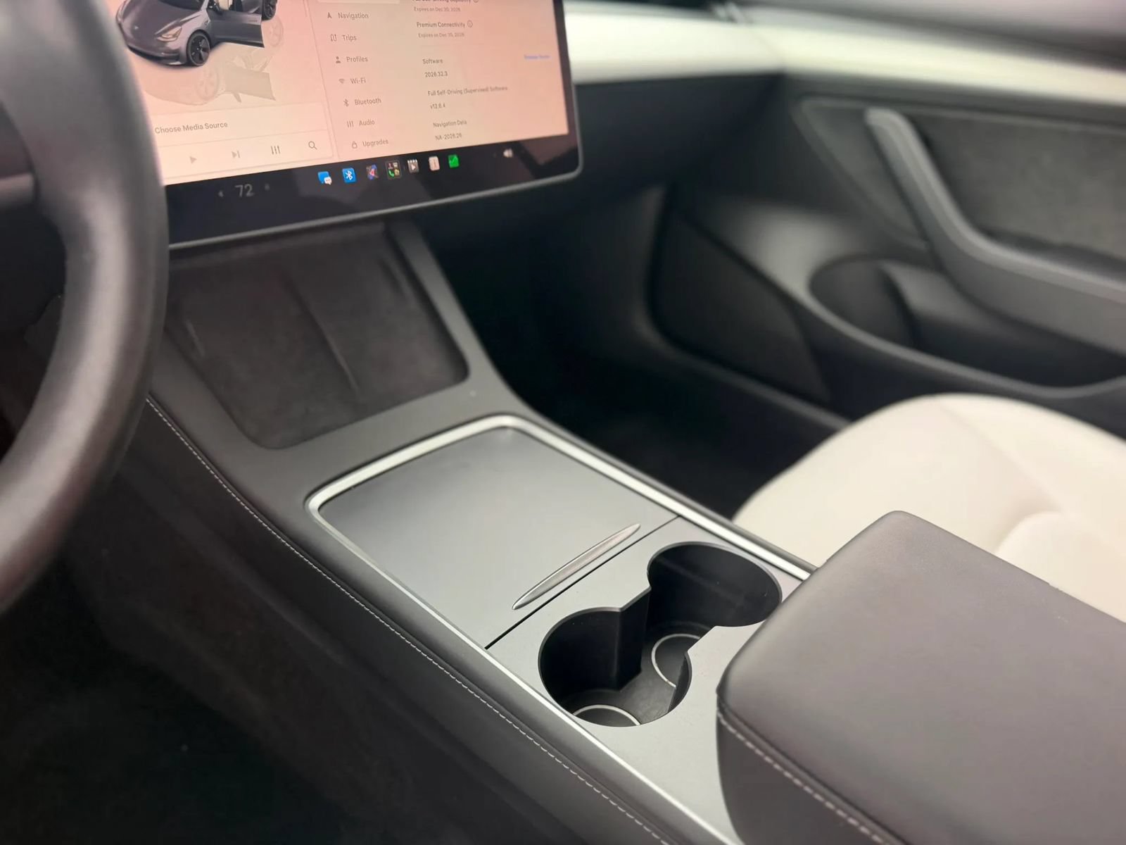 Used 2023 Tesla Model 3 Standard Range RWD image 30