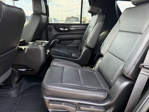 Used 2022 GMC Yukon Denali AWD/4WD image 8