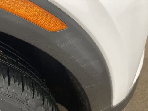 Used 2021 Buick Encore GX Preferred w/ Cold Weather Comfort Package image 31