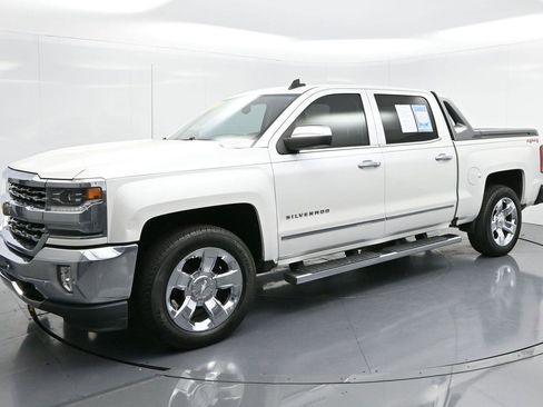Used 2017 Chevrolet Silverado 1500 LTZ w/ High Desert Package image 3