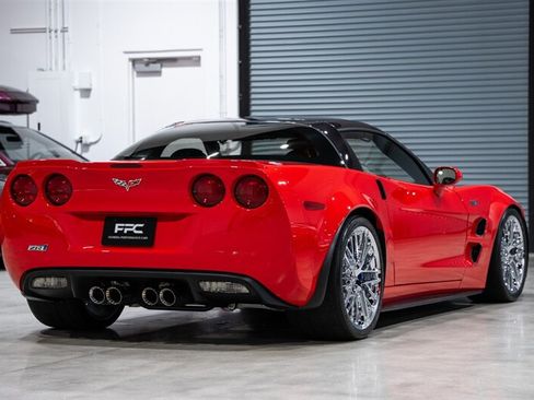 Used 2010 Chevrolet Corvette ZR1 w/ Preferred Equipment Group RWD image 15
