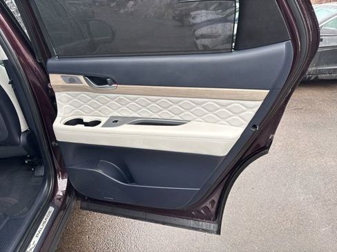 Used 2022 Hyundai Palisade Calligraphy image 9