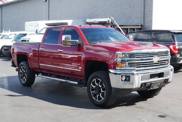 Used 2019 Chevrolet Silverado 3500 LTZ w/ Duramax Plus Package AWD/4WD image 7