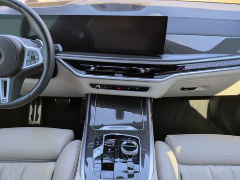 Certified 2024 BMW X7 M60i w/ Executive Package image 34