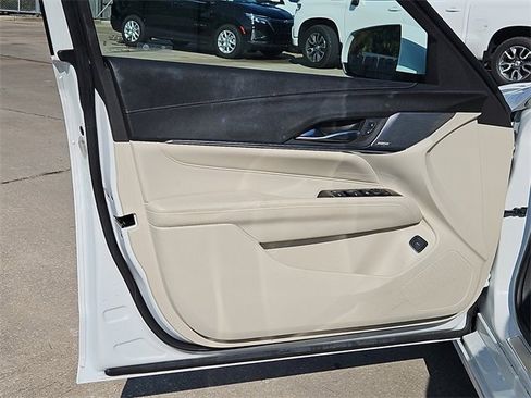 Used 2021 Cadillac CT4 Luxury w/ Bose Premium Audio Package image 15