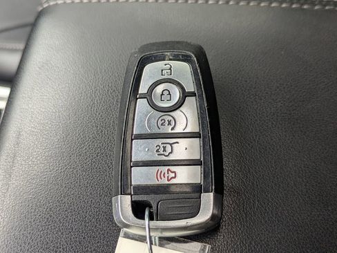 Used 2020 Ford Explorer Limited RWD image 36