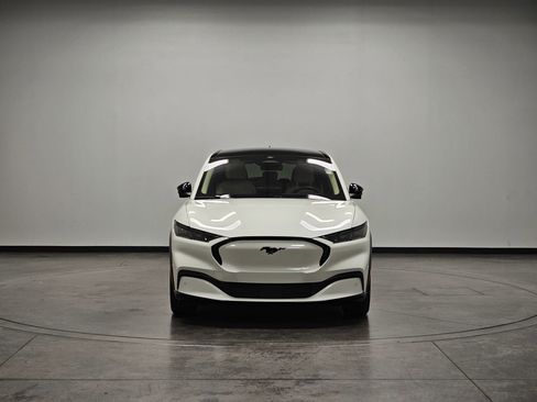 Used 2024 Ford Mustang Mach-E Premium image 3