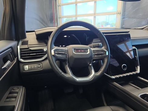 Used 2024 GMC Acadia Elevation w/ Black Edition AWD/4WD image 19