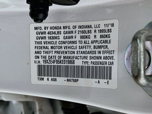 Used 2019 Honda Insight Touring image 12