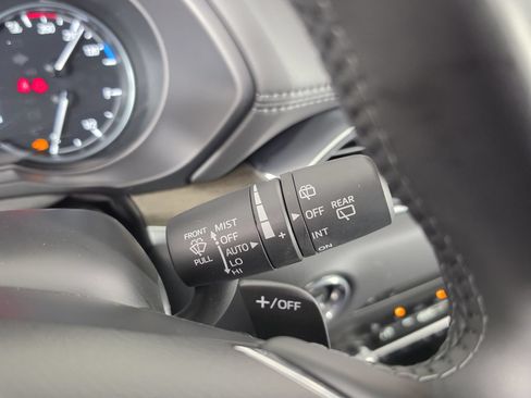 Used 2025 MAZDA CX-5 Signature AWD/4WD image 26